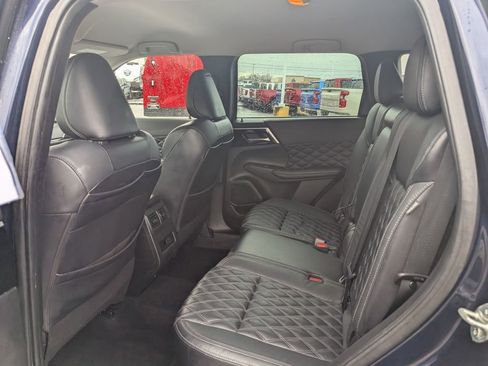 Used 2022 Mitsubishi Outlander SEL image 9