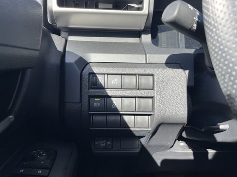 Used 2025 Toyota Tacoma SR image 13