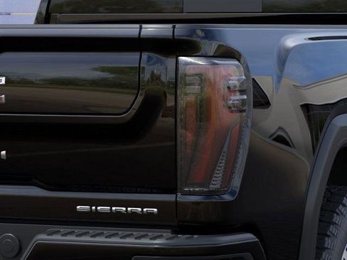 New 2025 GMC Sierra 2500 Denali w/ Denali Reserve Package image 35