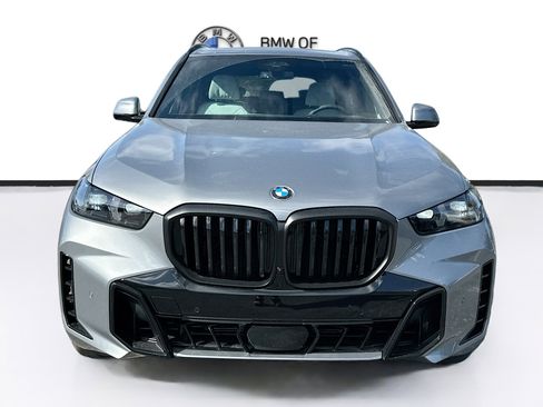 New 2026 BMW X5 sDrive40i w/ M Sport Package image 2