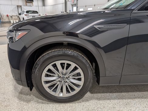 Used 2024 MAZDA CX-90 3.3 Turbo w/ Preferred Package AWD/4WD image 9