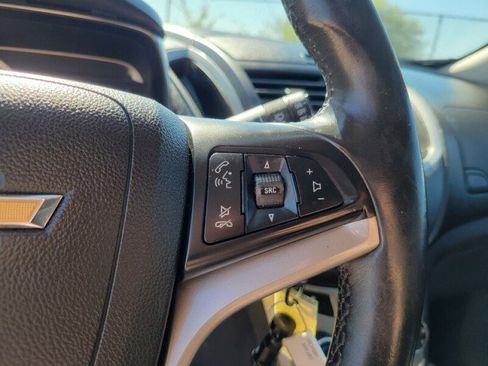 Used 2016 Chevrolet Trax LT w/ LT Convenience Package image 11