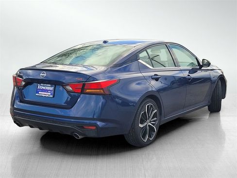 Used 2023 Nissan Altima 2.5 SR image 4