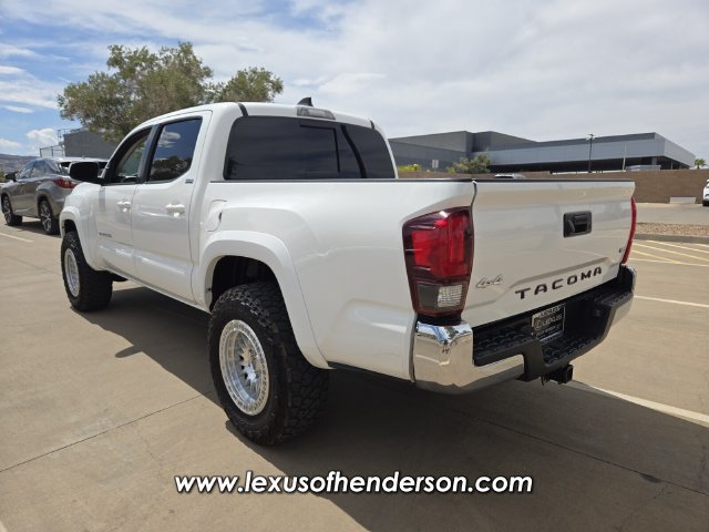 Used 2022 Toyota Tacoma SR5 AWD/4WD image 4
