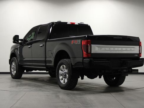 Used 2022 Ford F250 Platinum w/ FX4 Off-Road Package image 6