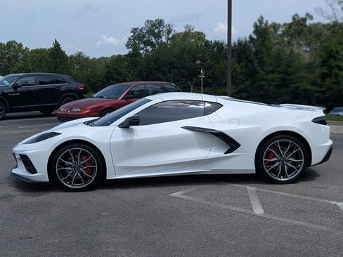 Used 2025 Chevrolet Corvette Stingray Coupe w/ Battery Protection Package RWD image 6