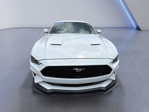 Used 2023 Ford Mustang GT RWD image 4
