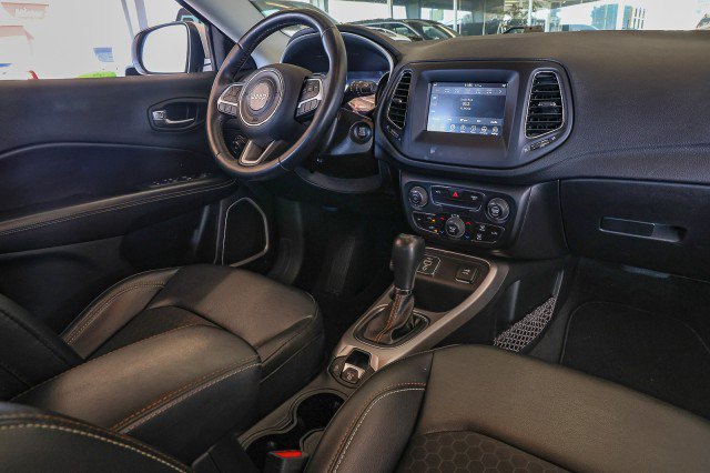 Used 2019 Jeep Compass Latitude FWD image 34