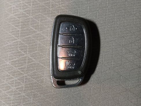 Used 2018 Hyundai Tucson Sport w/ Cargo Package image 32