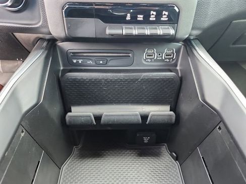 Used 2019 RAM 1500 Big Horn image 30