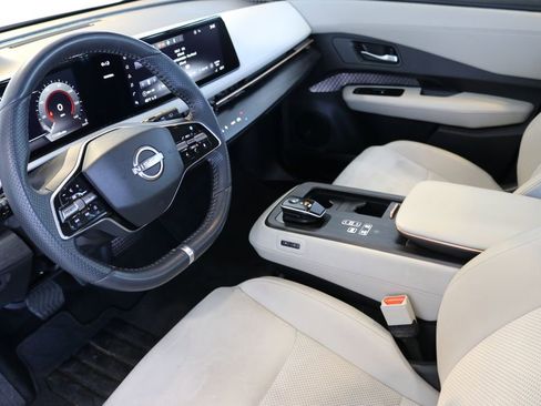 Used 2023 Nissan Ariya AWD image 20
