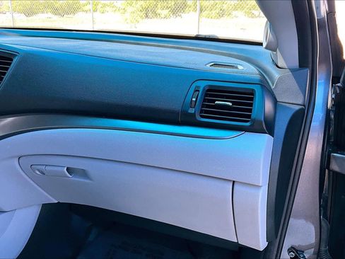 Used 2017 Honda Pilot LX image 19