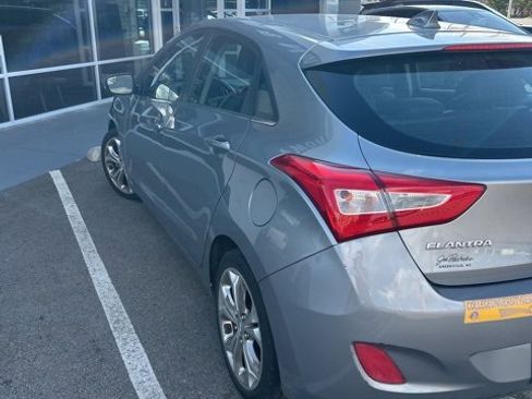 Used 2014 Hyundai Elantra GT w/ Option Group 02 image 4