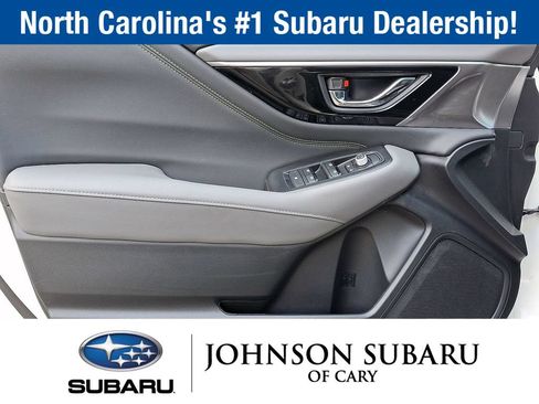 Used 2025 Subaru Outback Onyx Edition XT w/ Popular Package #2 AWD/4WD image 11