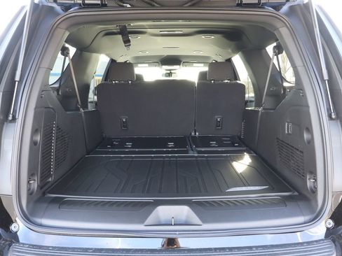 New 2026 Chevrolet Suburban LS image 42