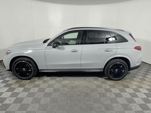 New 2026 Mercedes-Benz GLC 300 image 2