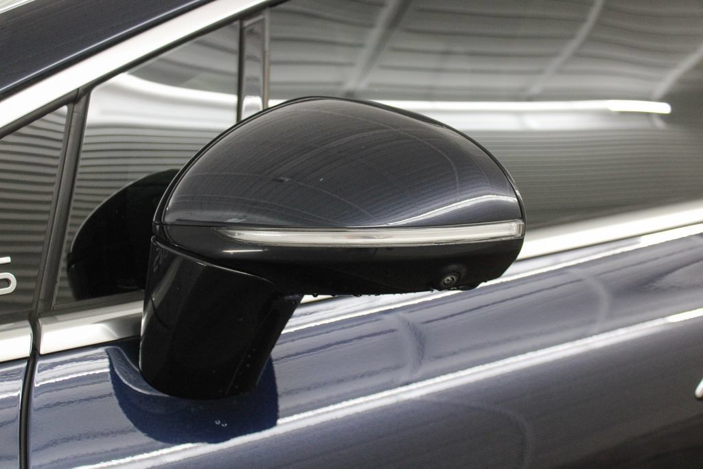 Used 2023 Mercedes-Benz EQS 580 4MATIC Sedan image 7