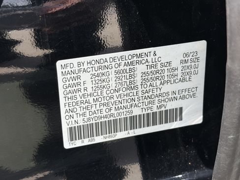 Certified 2024 Acura MDX FWD w/ Technology Package image 36