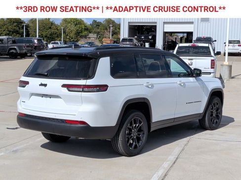 New 2025 Jeep Grand Cherokee L Limited image 9