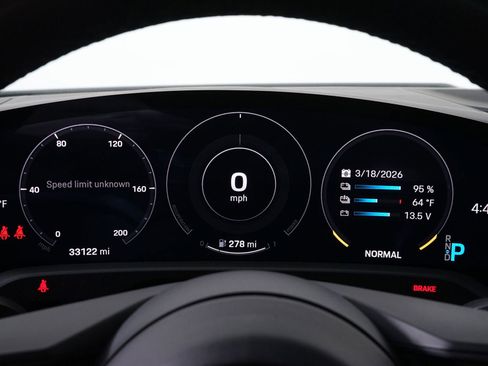 Used 2020 Porsche Taycan Turbo image 21