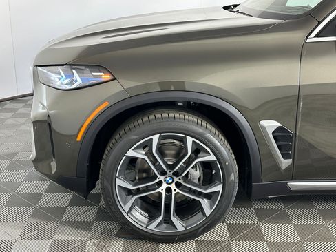 New 2026 BMW X5 sDrive40i image 9