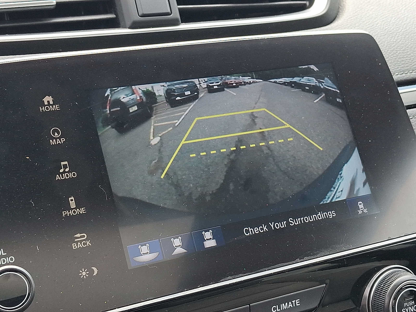 Used 2018 Honda CR-V Touring image 19