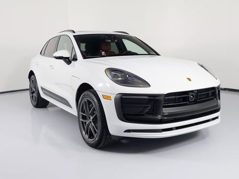 New 2026 Porsche Macan Turbo image 9