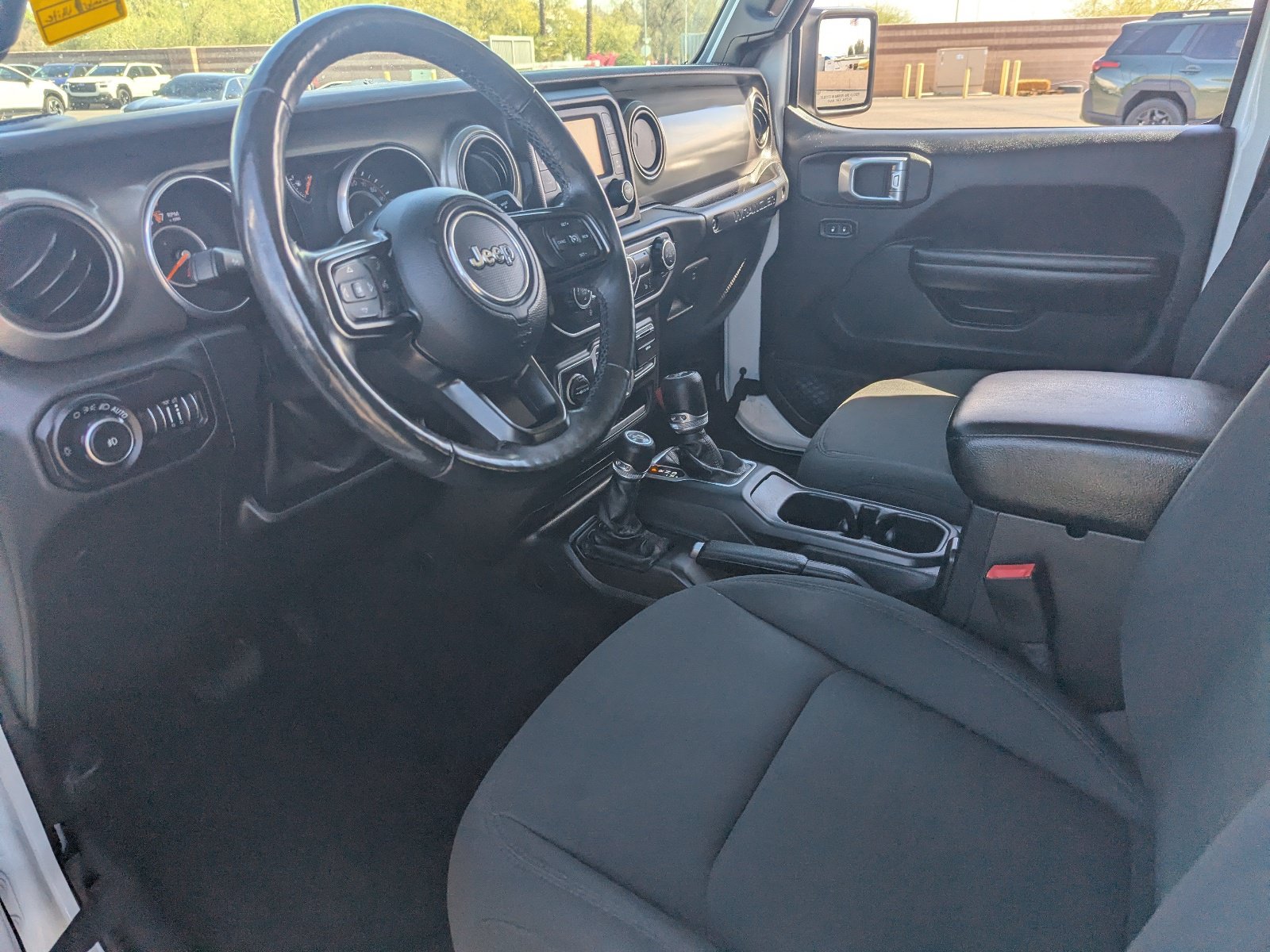 Used 2018 Jeep Wrangler Unlimited Sport S AWD/4WD image 20