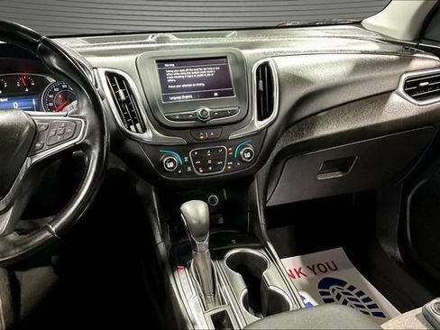 Used 2023 Chevrolet Equinox LT FWD image 9
