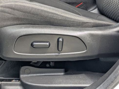 Used 2019 GMC Acadia SLE w/ Driver Alert Package I FWD image 22