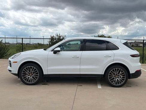 Used 2020 Porsche Cayenne AWD/4WD image 6