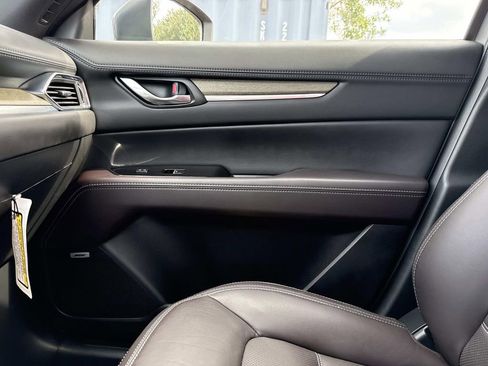 Certified 2025 MAZDA CX-5 Signature AWD/4WD image 33