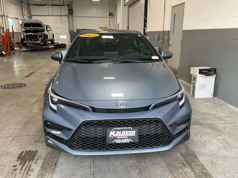 Used 2023 Toyota Corolla SE image 2