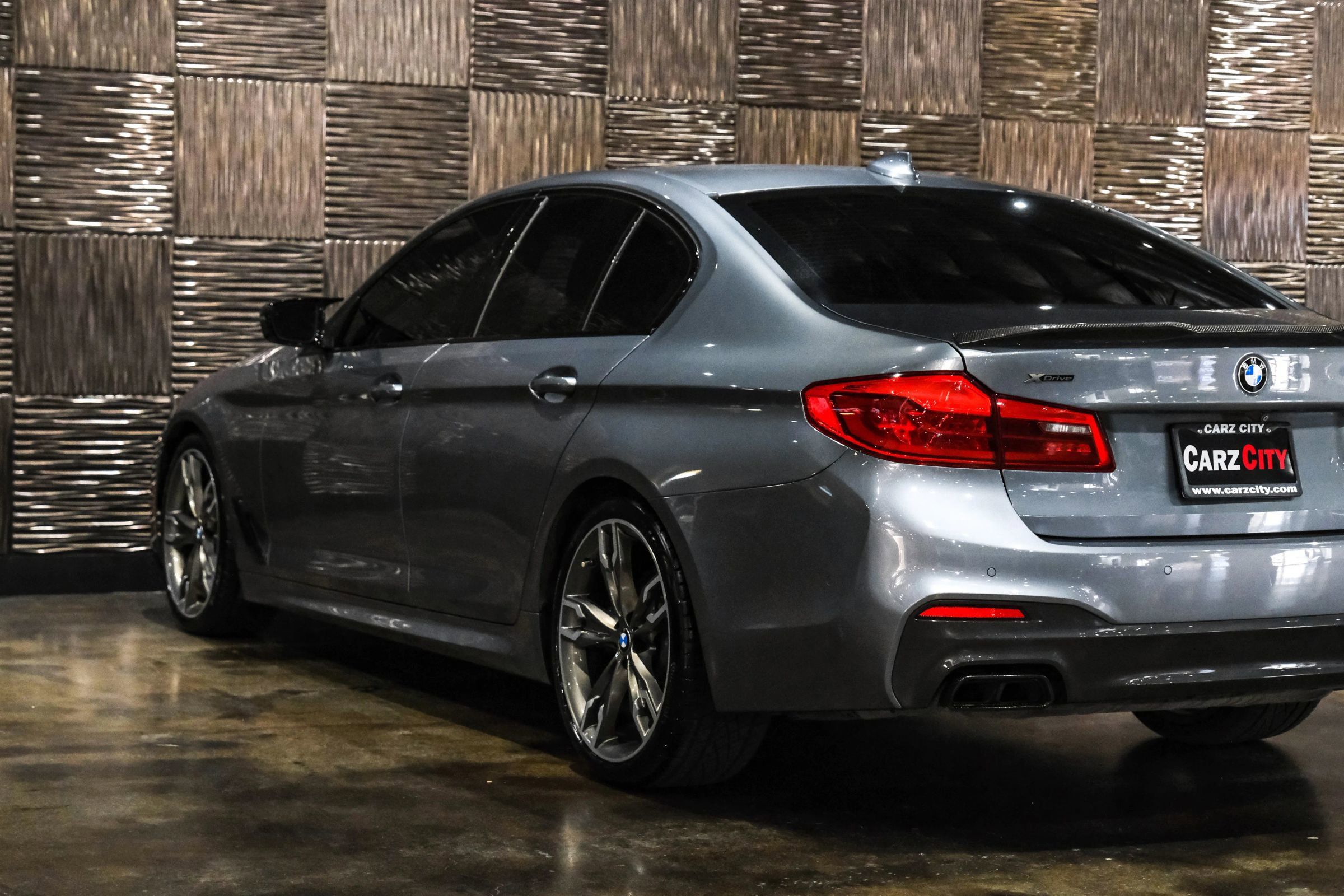 Used 2020 BMW M550i xDrive w/ Executive Package AWD/4WD image 14