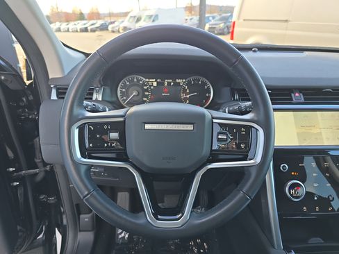 Used 2023 Land Rover Discovery Sport S image 29