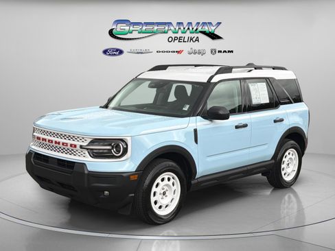 Used 2025 Ford Bronco Sport Heritage w/ Convenience Package image 3