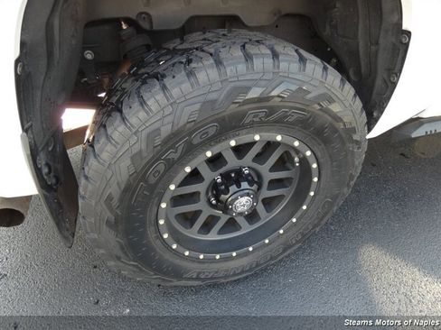 Used 2017 Toyota Tundra SR5 image 17