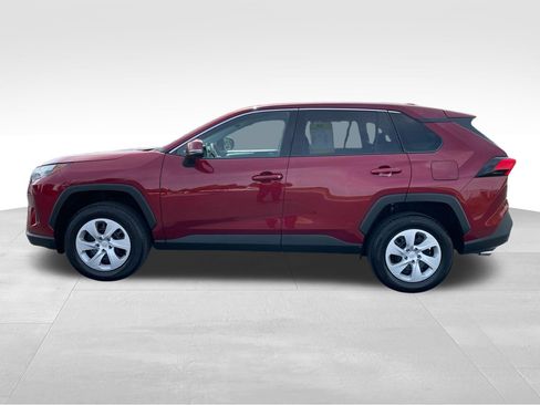 Certified 2025 Toyota RAV4 LE AWD/4WD image 7
