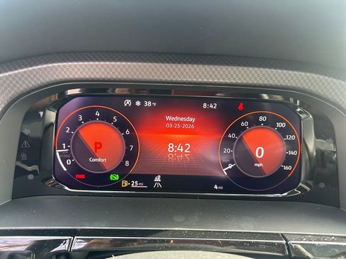 New 2026 Volkswagen Atlas Peak Edition image 8