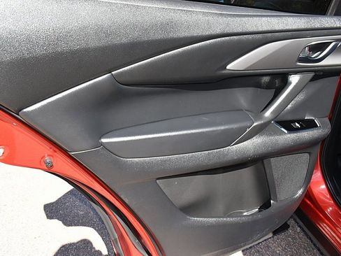 Used 2023 MAZDA CX-9 Touring image 24