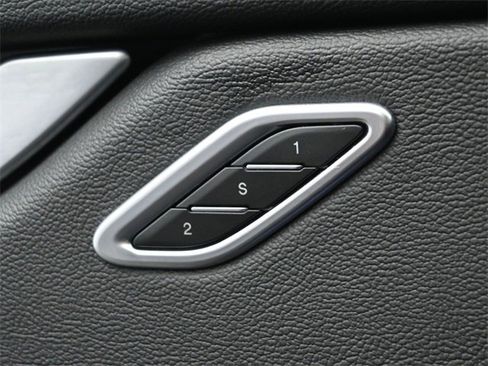 Used 2022 Maserati Levante Modena image 46