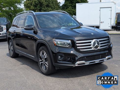 Used 2025 Mercedes-Benz GLB 250 4MATIC image 35