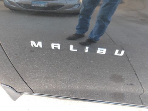 Used 2016 Chevrolet Malibu Hybrid w/ Driver Confidence Package image 43