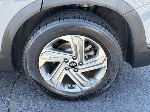 Used 2023 Hyundai Santa Fe SEL image 11