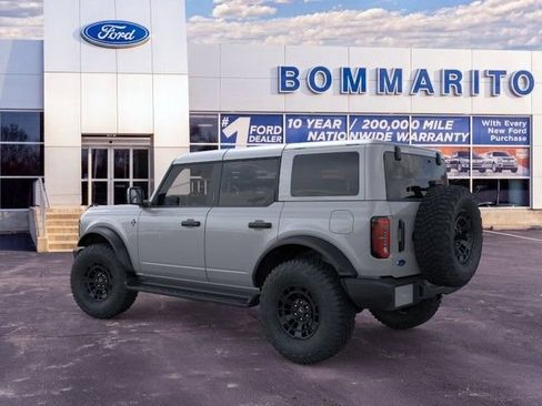 New 2026 Ford Bronco Outer Banks w/ Sasquatch Package AWD/4WD image 4