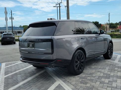 Certified 2025 Land Rover Range Rover Autobiography AWD/4WD image 5