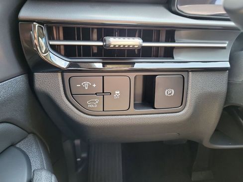New 2026 Kia Sportage EX FWD image 25