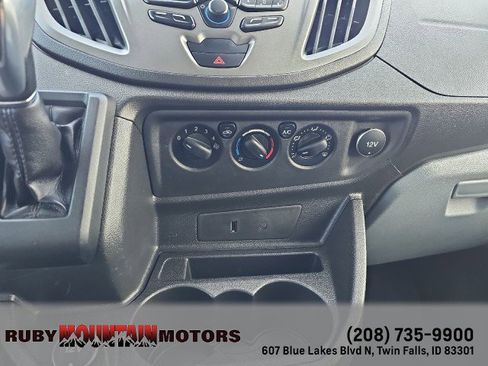 Used 2017 Ford Transit 150 XL image 22