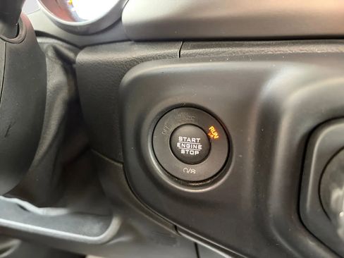 Used 2019 Jeep Wrangler Unlimited Sport S image 22