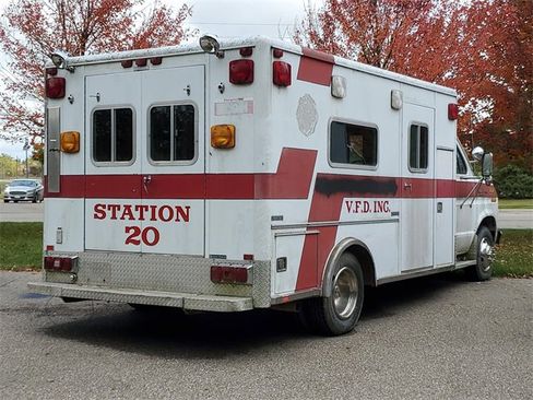 Used 1987 Ford E-350 and Econoline 350 image 15